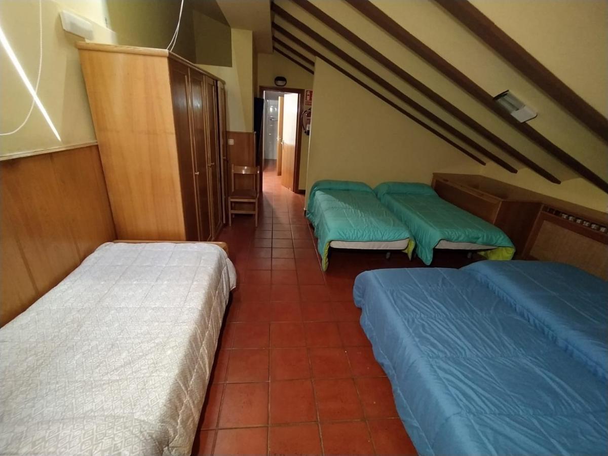 Albergue De Nuestra Senora Carrasquedo Granon Exterior foto